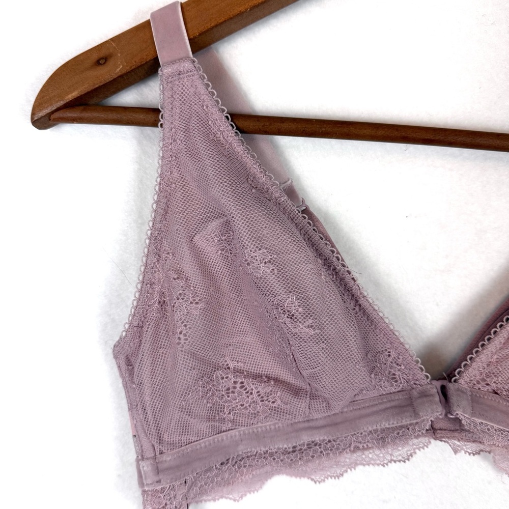 Victoria's Secret Soft Pink Lace Velvet Bralette - Picture 4 of 10